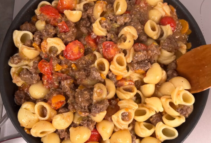 Conchitas with Ground Beef Recipe