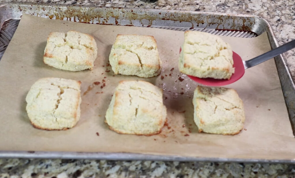 How to make keto biscuits 